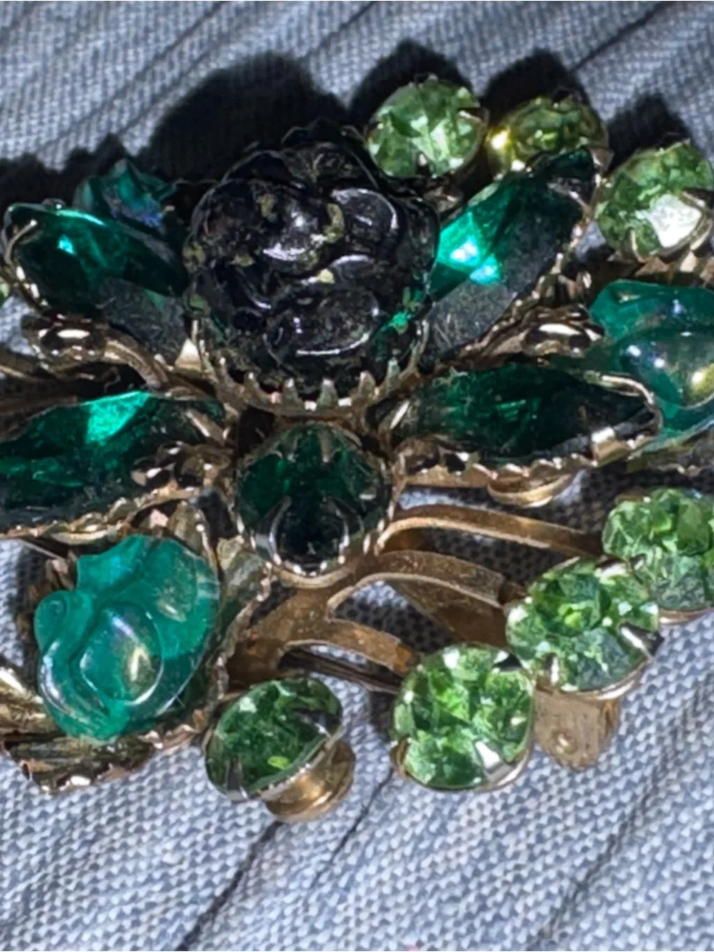 N/A elegant green